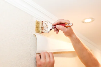 Pose de papier peint à la Ronde — revêtements muraux et toiles de verre